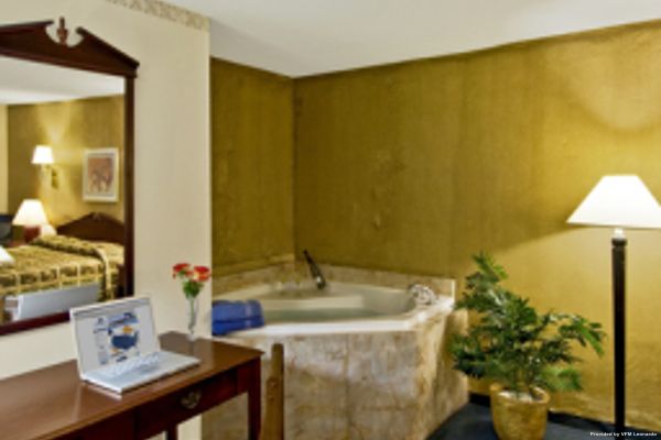 Americas Best Value Inn (Lima)